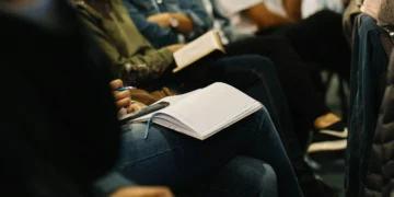 Emberarcú Gondolkodás – az Idősügyi és Szociális Szakosztály szakmai rendezvénye