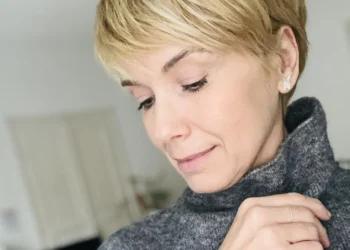 D.Tóth Krisztina beperli a Metát, mert hamis AI videóban szerepeltetik