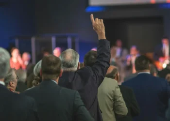 Ezek a médiumok kérdezhettek a nemzetközi sajtótájékoztatón