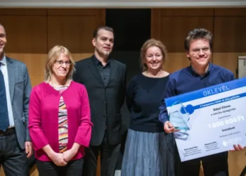 A 444.hu újságírója nyerte a Transparency-Soma Díjat 