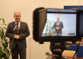 Radikalizmussal a normálisabb világért – Polyák Gábor a Magyar Sajtó 2025 című könyv bemutatóján