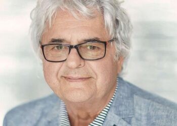 A popkultúra hullámhosszán – B. Tóth Lászlóval beszélgetünk a PRaliné Klubban