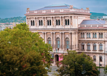 Kommunikáció a tudomány mögött – ellátogatunk az Magyar Tudományos Akadémia székházába